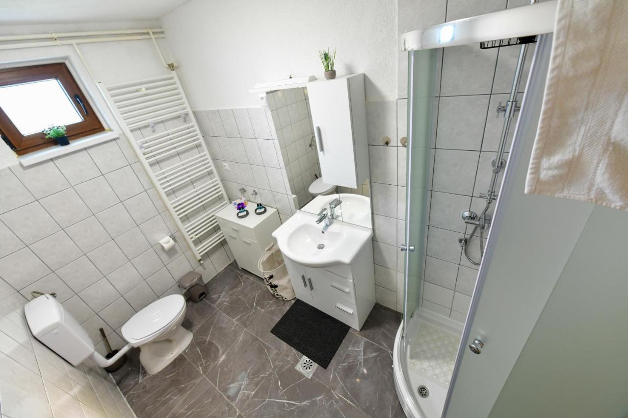 Apartman Plum Plitvice Dreznik Grad Екстер'єр фото