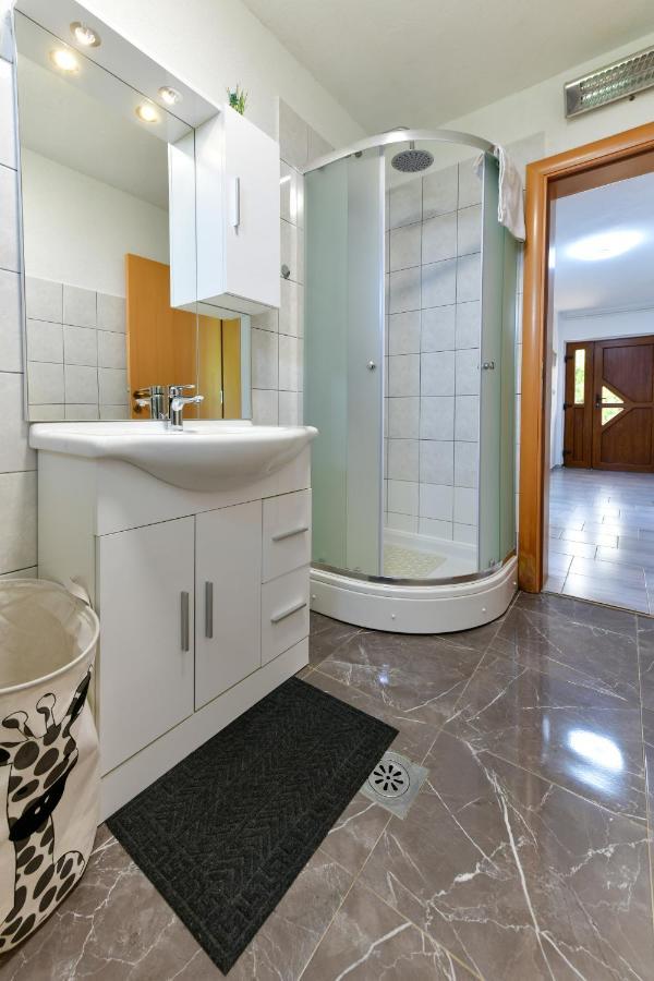 Apartman Plum Plitvice Dreznik Grad Екстер'єр фото